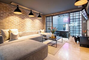 Fernseher, Arbeitsbereiche