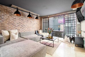 Fernseher, Arbeitsbereiche