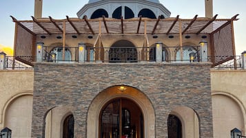 Fachada de la propiedad