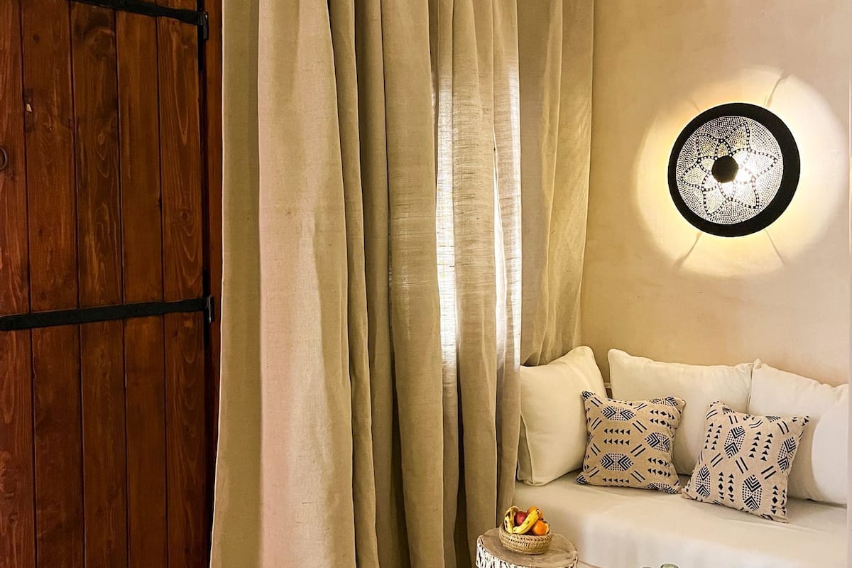 In-room safe, free WiFi