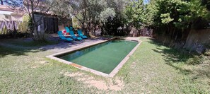 Pool - Between Camargue and Alpilles, 5 minutes from the center of Arles. Ideal for families. (Arles)