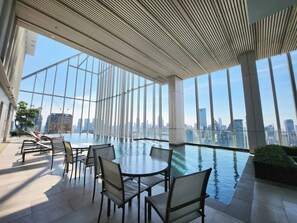 Appartement, 1 chambre, accessible aux personnes à mobilité réduite, piscine privée | Piscine | Piscine couverte