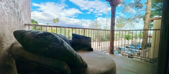 Relaxing Central Tucson Stay with Mountain View