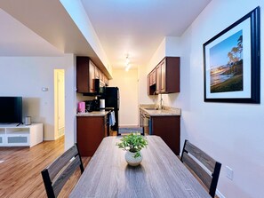 Dining - Relaxing Central Tucson Stay with Mountain View (Tucson)