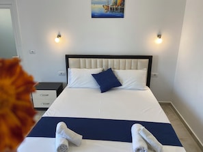 WiFi, bed sheets - Villa Center Ksamil (Ksamil)