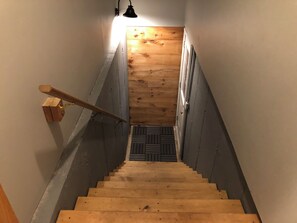 Interior - Large self-contained room with private entrance. (Riverview)