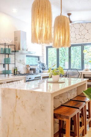 Four, plaque de cuisson, lave-vaisselle