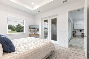 Bügeleisen/Bügelbrett, kostenloses WLAN, Bettwäsche