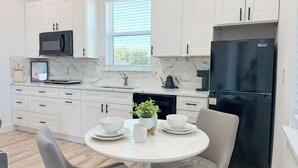 Unclassified image, 3 of 23, button - Private Cozy and relaxing 1-bedroom unit with living room kitchen full bath more (North Port)