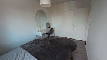 3 sovrum, strykjÀrn/strykbrÀda, wi-fi och sÀngklÀder