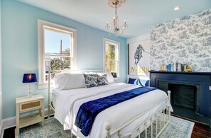 6 habitaciones, tabla de planchar con plancha, wifi y ropa de cama 