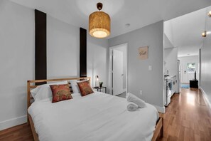 1 bedroom, WiFi, bed sheets
