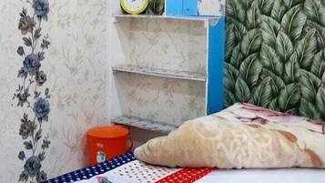 Family Single Room, Balcony, River View | Individually decorated, individually furnished, free WiFi