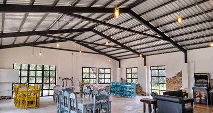 Nectar Organic Farmstay Coworking/Kiwi Cabin