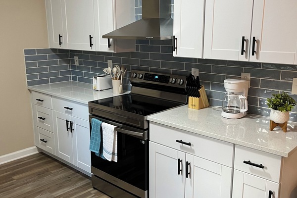 Mikrowelle, Ofen, Herdplatte, GeschirrspĂŒler