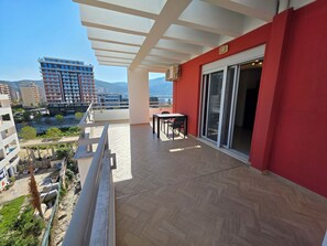Family Apartment, Partial Sea View | Terrace/patio - Thomas K Veranda Apartment (Vlorë)