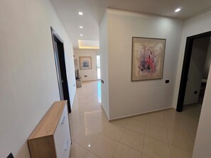 Family Apartment, Partial Sea View | Living area - Thomas K Veranda Apartment (Vlorë)