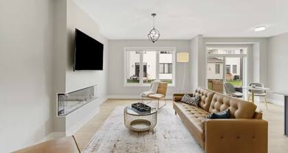 New Cozy and Modern / 4 Bedroom / Close to downtown Ottawa