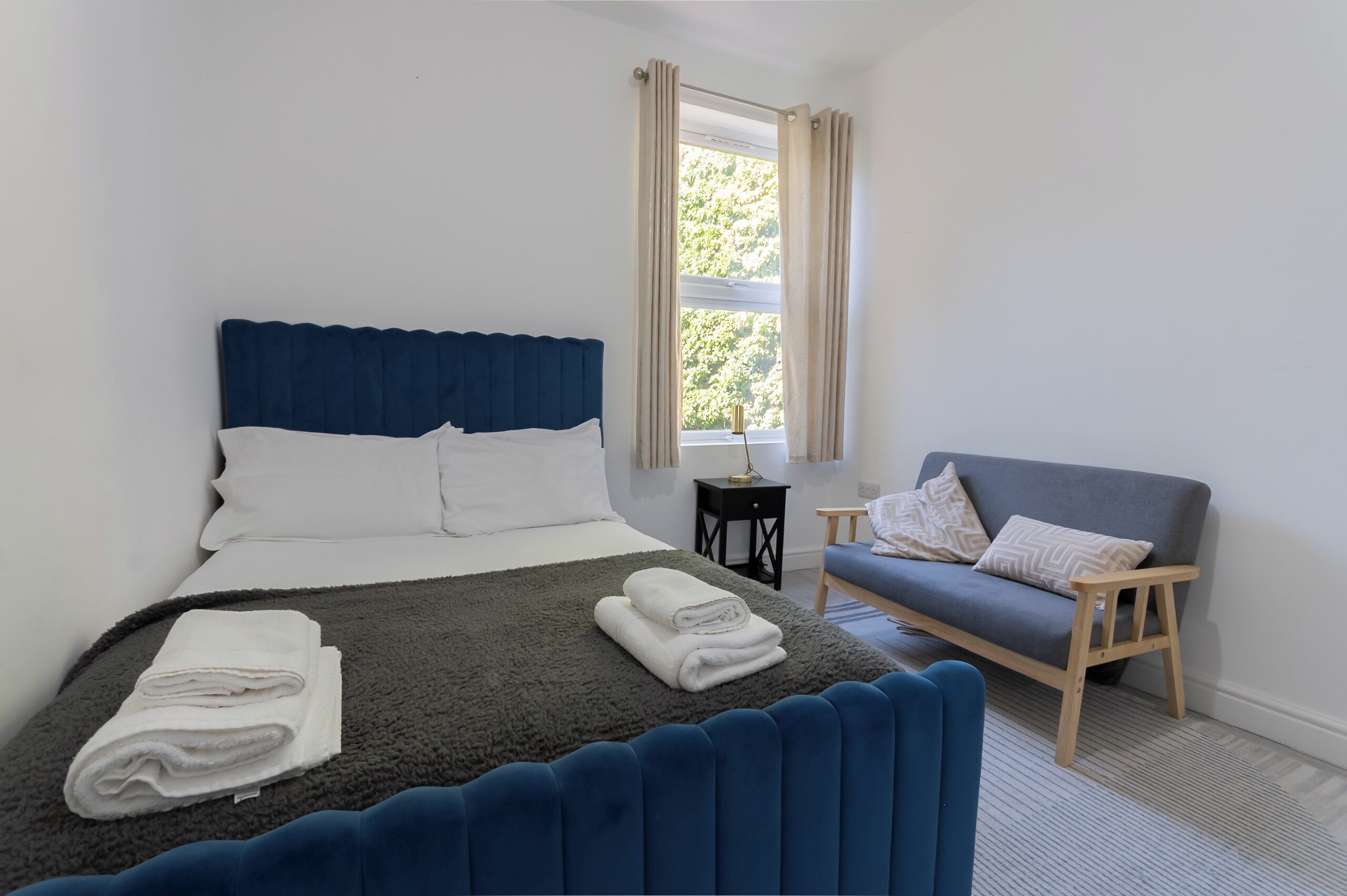 2 bedrooms, iron/ironing board, free WiFi, bed sheets