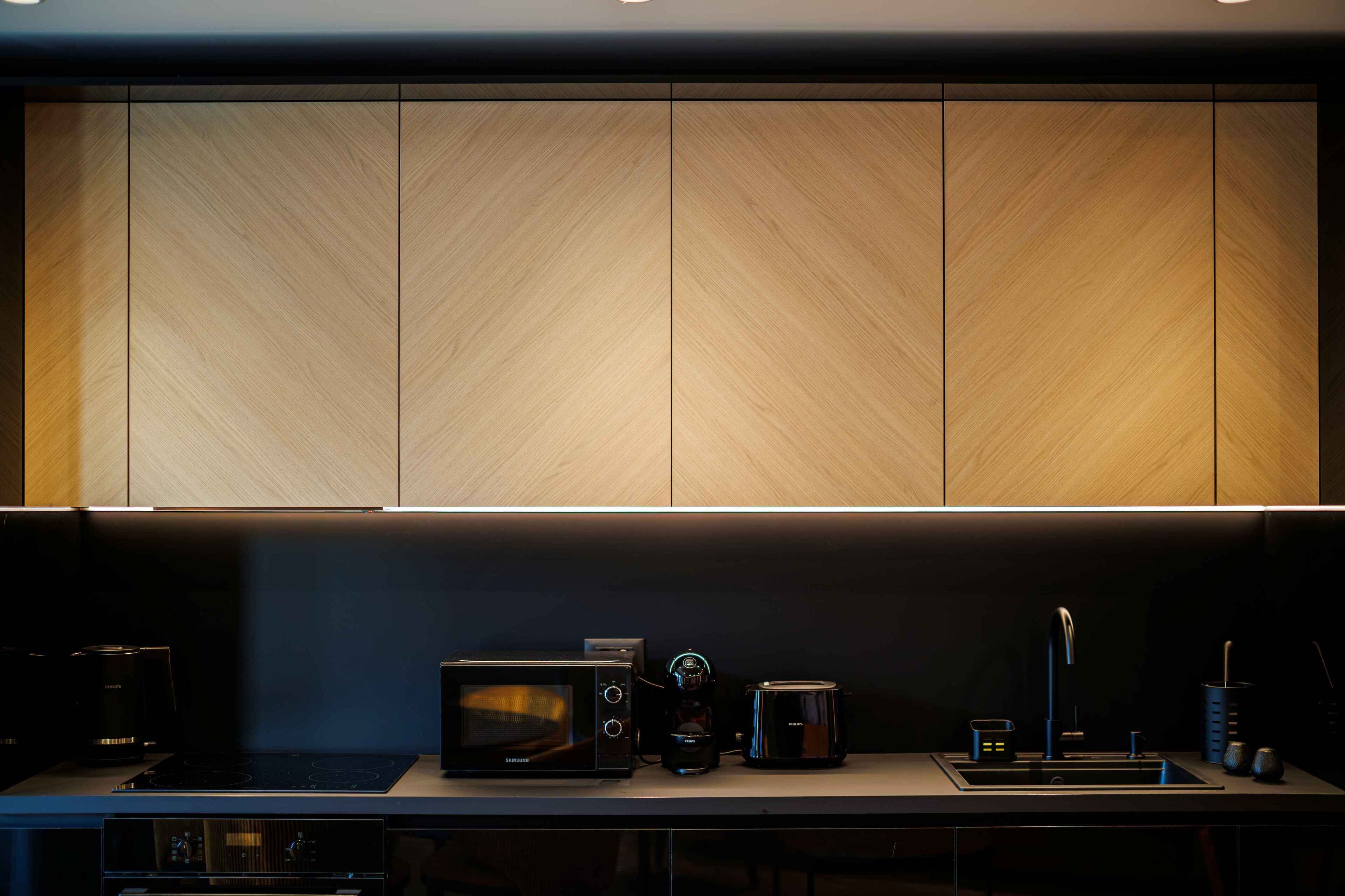 슈피리어 아파트, 침실 1개, 발코니, 시내 전망 | 전용 주방 | 냉장고, 전자레인지, 오븐, 쿡탑