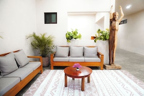 Interior entrance - Hotel Lydna Ki'n (Bacalar)