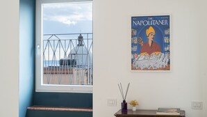 Comfort Quadruple Room, Balcony, Sea View | Soundproofing, WiFi (free) - Museum Exclusive Rooms (Naples)