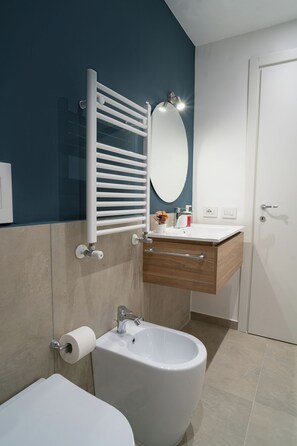 تجهيزات عازلة للصوت وواي فاي مجانًا