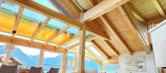 #1 Design Panorama -huoneisto, 2 parveketta, jopa 12 vierasta