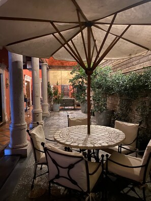 Terrace/patio - Encantadora Casa en el corazón de SMA (San Miguel de Allende)