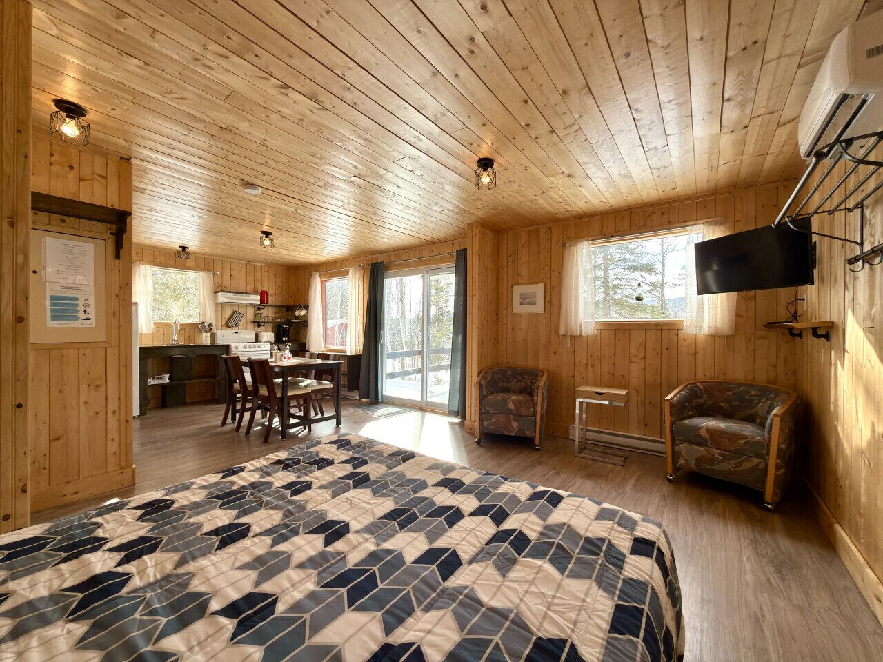 1 bedroom, free WiFi, bed sheets