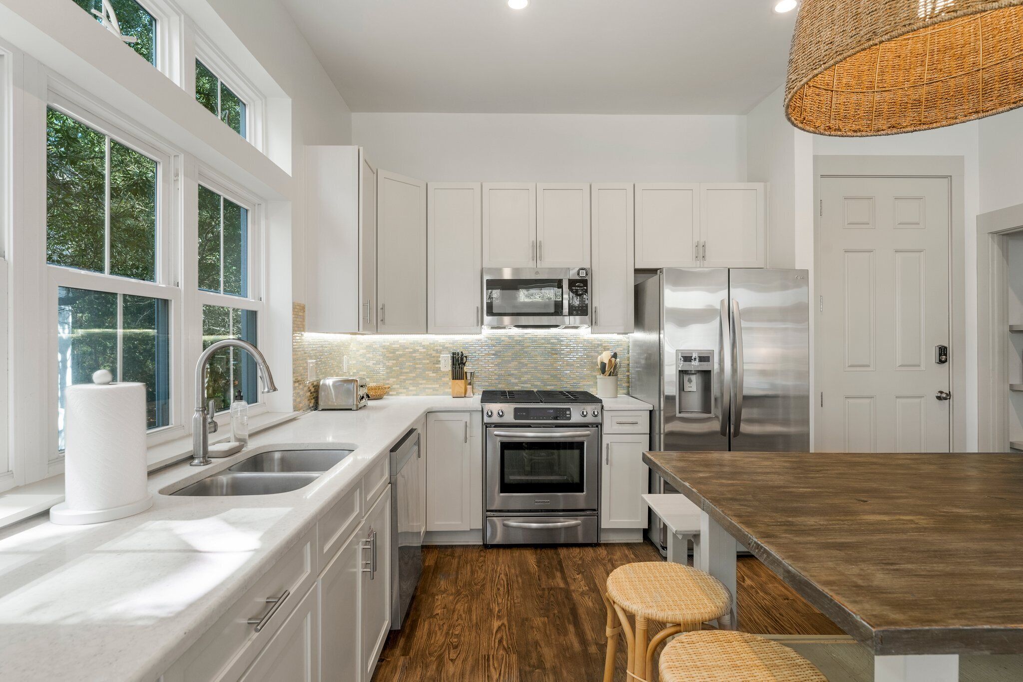 微波炉、烤箱、炉灶、洗碗机