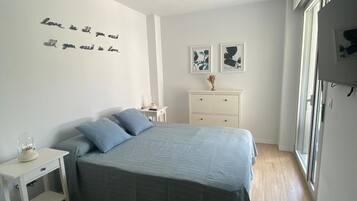 2 chambres, bureau, fer et planche à repasser, Wi-Fi gratuit