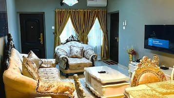 Classic Apartment, 2 Bedrooms, City View | Living area