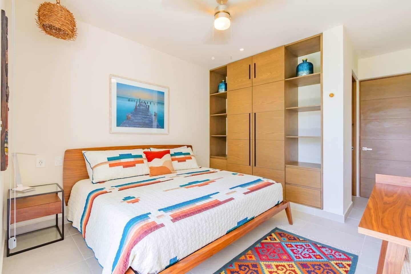 2 chambres, fer et planche à repasser, Wi-Fi, draps fournis