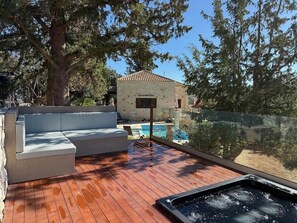 Terrace/patio - Luxury Crete Villa with Infinity Pool, Hot Tub & White Mountain Views (Douliana)