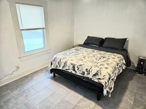 1 bedroom, iron/ironing board, WiFi, bed sheets - Apartment located in vibrant Montclair 2-blocks to NYC trains (Montclair)