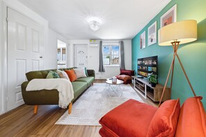 Smart TV - Spacious & Colourful Entire House - 5mins To Tower Bridge - Garden /Free Parking (London)