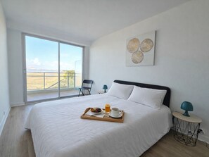 2 bedrooms, free WiFi - Bright 4-person apartment, sea view with parking (Saint-Brevin-les-Pins)