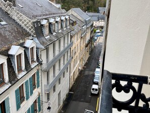 Property grounds - Family apartment for 4 in the heart of La Bourboule (La Bourboule)