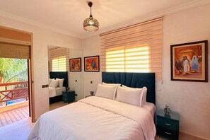3 bedrooms, in-room safe, iron/ironing board, WiFi - HiverLux – proche gare & aéroport • parking (Marrakesh)