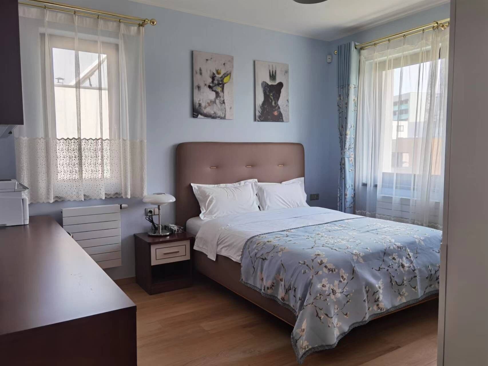 5 bedrooms, WiFi, bed sheets