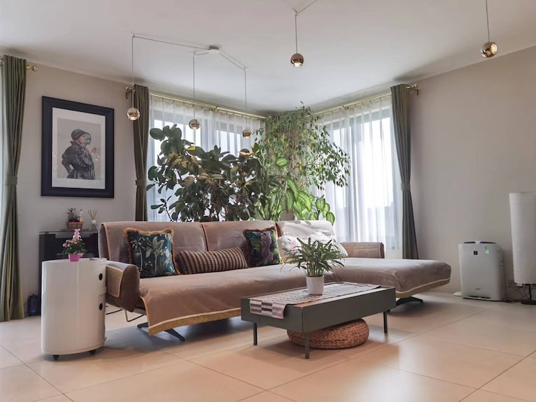 Spacious 5-bedroom Villa With Ac In Marvelous Praha 14 - Prague