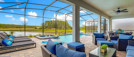 Piscine extérieure, piscine chauffée