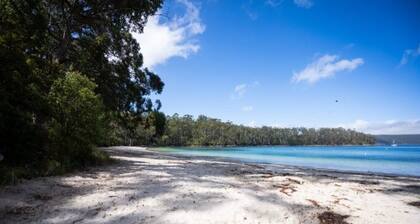 Stewarts Bay Retreat - Port Arthur