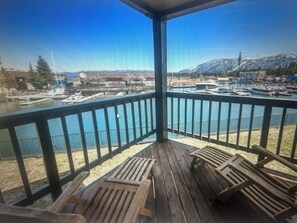 Property grounds - Exquisite Lakefront 3 Bedroom Townhouse w/Boat Slip in beautiful Tahoe Keys (South Lake Tahoe)