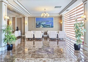 Sala de estar en el lobby