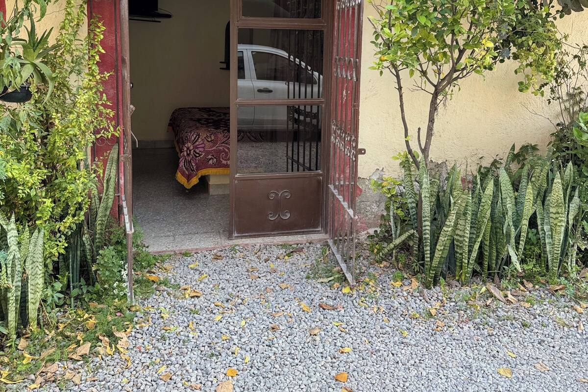 Basic Double Room Single Use | Free WiFi