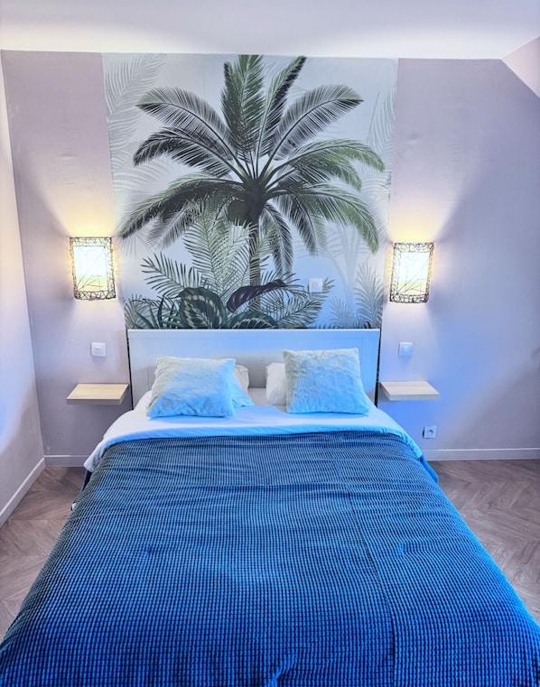 Hus | Blendingsgardiner, lydisolert, strykejern/-brett og wi-fi (inkludert)