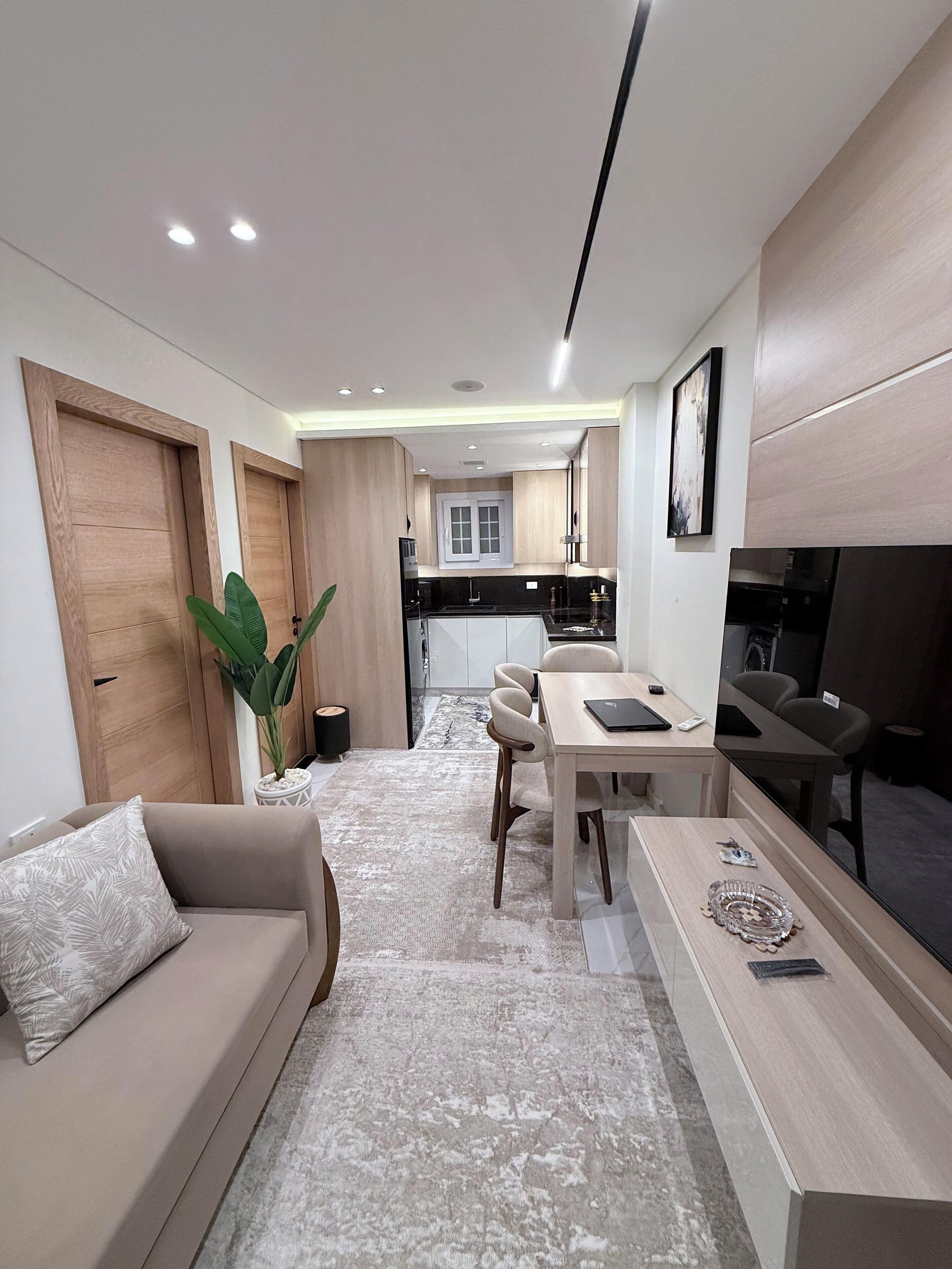 智能电视、音乐库、影片库、立体声音响