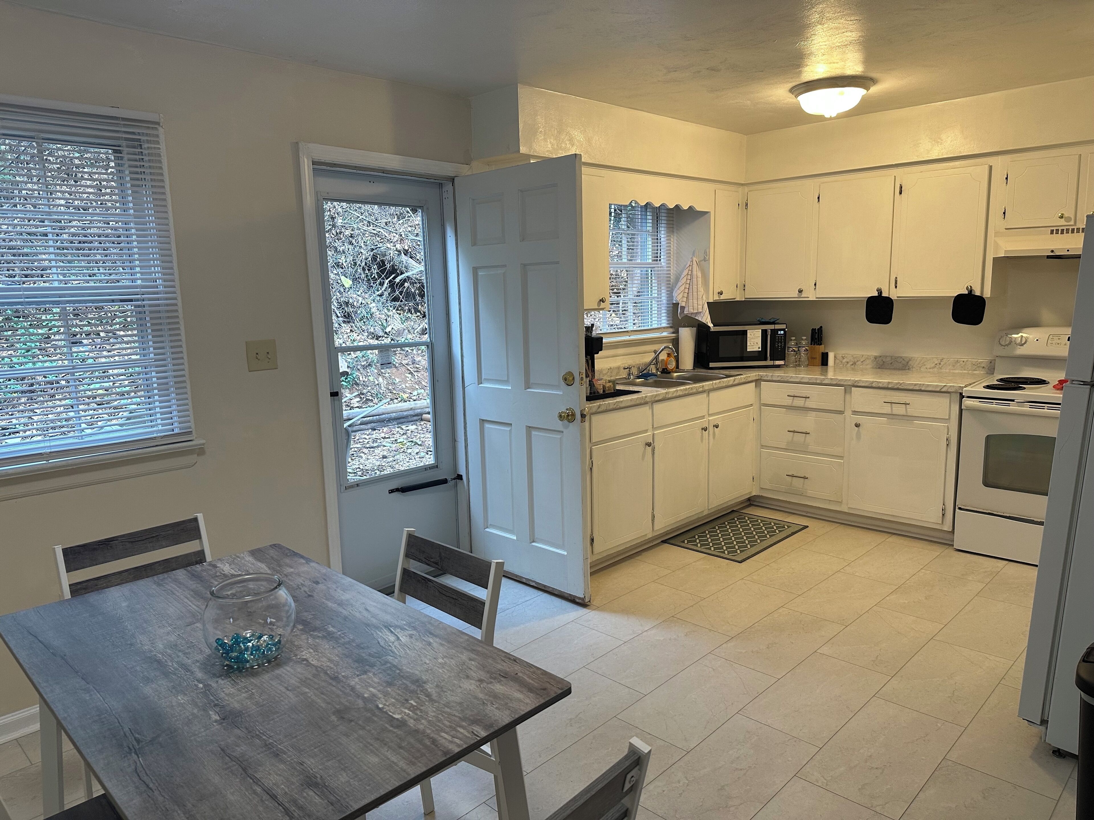 Microwave, oven, stovetop, paper towels